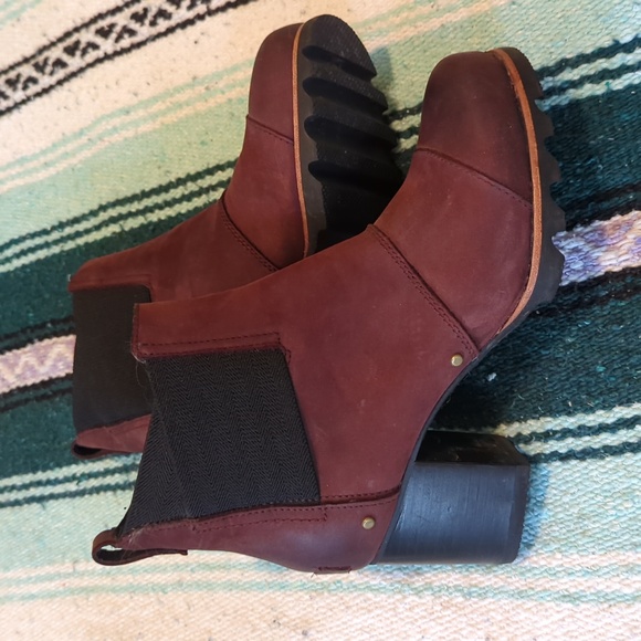 Sorel Addington Chelsea Boot - Picture 11 of 11